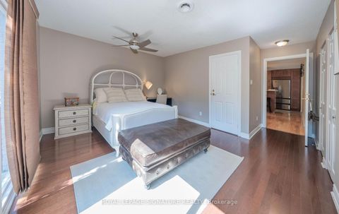 Photo 23 at 2098 Pharmacy Avenue, L'Amoreaux, Toronto