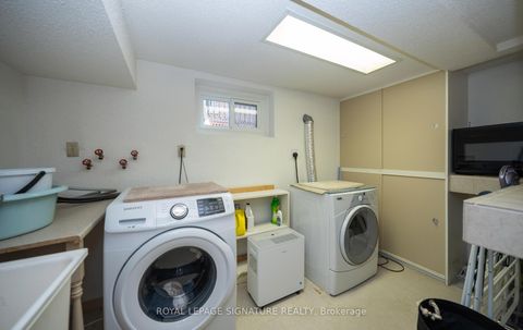 Photo 32 at 2098 Pharmacy Avenue, L'Amoreaux, Toronto