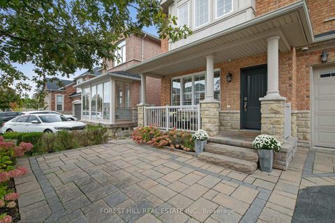 Photo 1 at 10 Mendel Crescent, Patterson, Vaughan