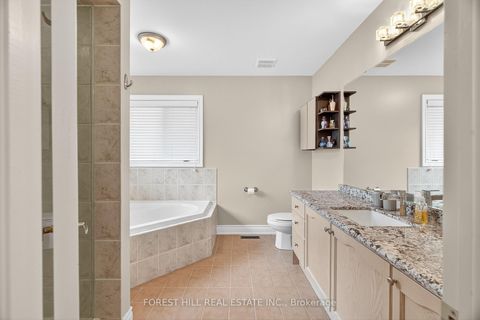 Photo 19 at 10 Mendel Crescent, Patterson, Vaughan