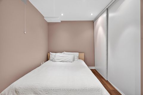 Photo 30 at 10 Mendel Crescent, Patterson, Vaughan