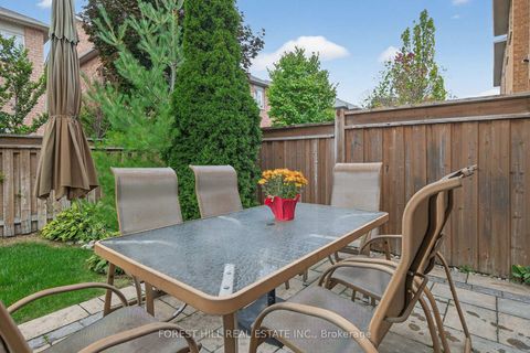 Photo 34 at 10 Mendel Crescent, Patterson, Vaughan