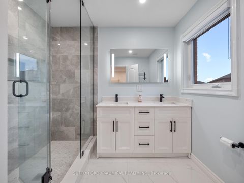 Photo 24 at 117 Wildberry Crescent, Vellore Village, Vaughan