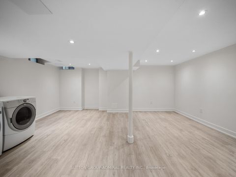 Photo 29 at 117 Wildberry Crescent, Vellore Village, Vaughan