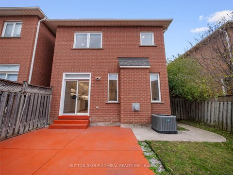 Photo 32 at 117 Wildberry Crescent, Vellore Village, Vaughan