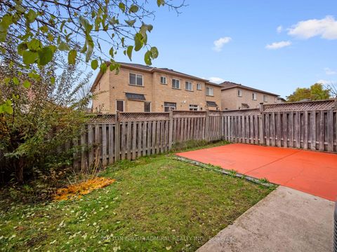 Photo 34 at 117 Wildberry Crescent, Vellore Village, Vaughan