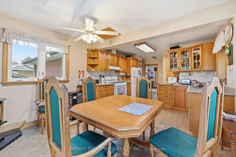 Photo 12 at 237 Mohawk Road, BR Bronte, Oakville