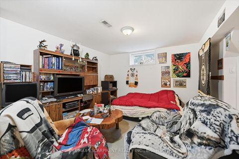 Photo 25 at 237 Mohawk Road, BR Bronte, Oakville