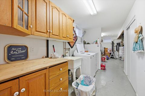 Photo 26 at 237 Mohawk Road, BR Bronte, Oakville