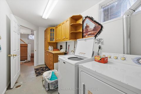 Photo 27 at 237 Mohawk Road, BR Bronte, Oakville