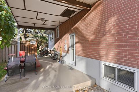 Photo 31 at 237 Mohawk Road, BR Bronte, Oakville