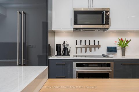 Photo 4 at 507 - 840 St. Clair Avenue W, Oakwood Village, Toronto