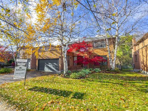 Photo 1 at 71 Green Acres Road, Uplands, Vaughan