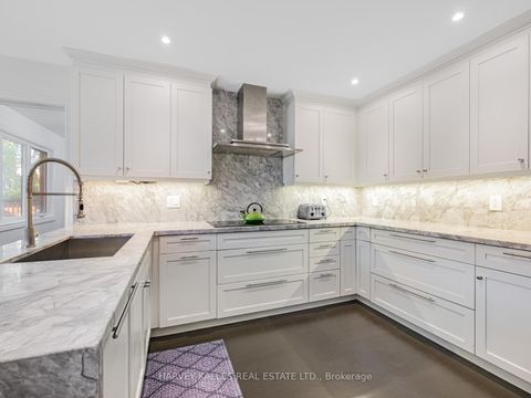 Photo 12 at 71 Green Acres Road, Uplands, Vaughan