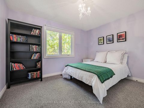 Photo 29 at 71 Green Acres Road, Uplands, Vaughan