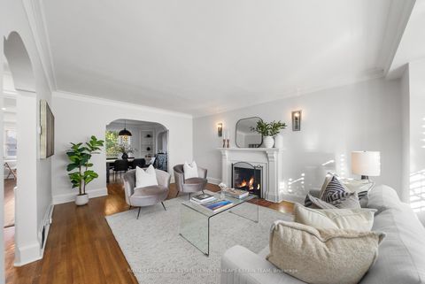 Photo 2 at 10 Heather Road, Leaside, Toronto