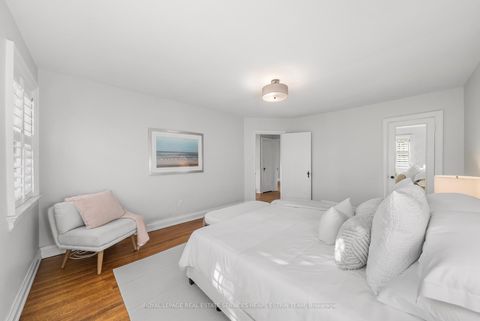 Photo 11 at 10 Heather Road, Leaside, Toronto