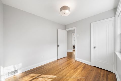 Photo 14 at 10 Heather Road, Leaside, Toronto