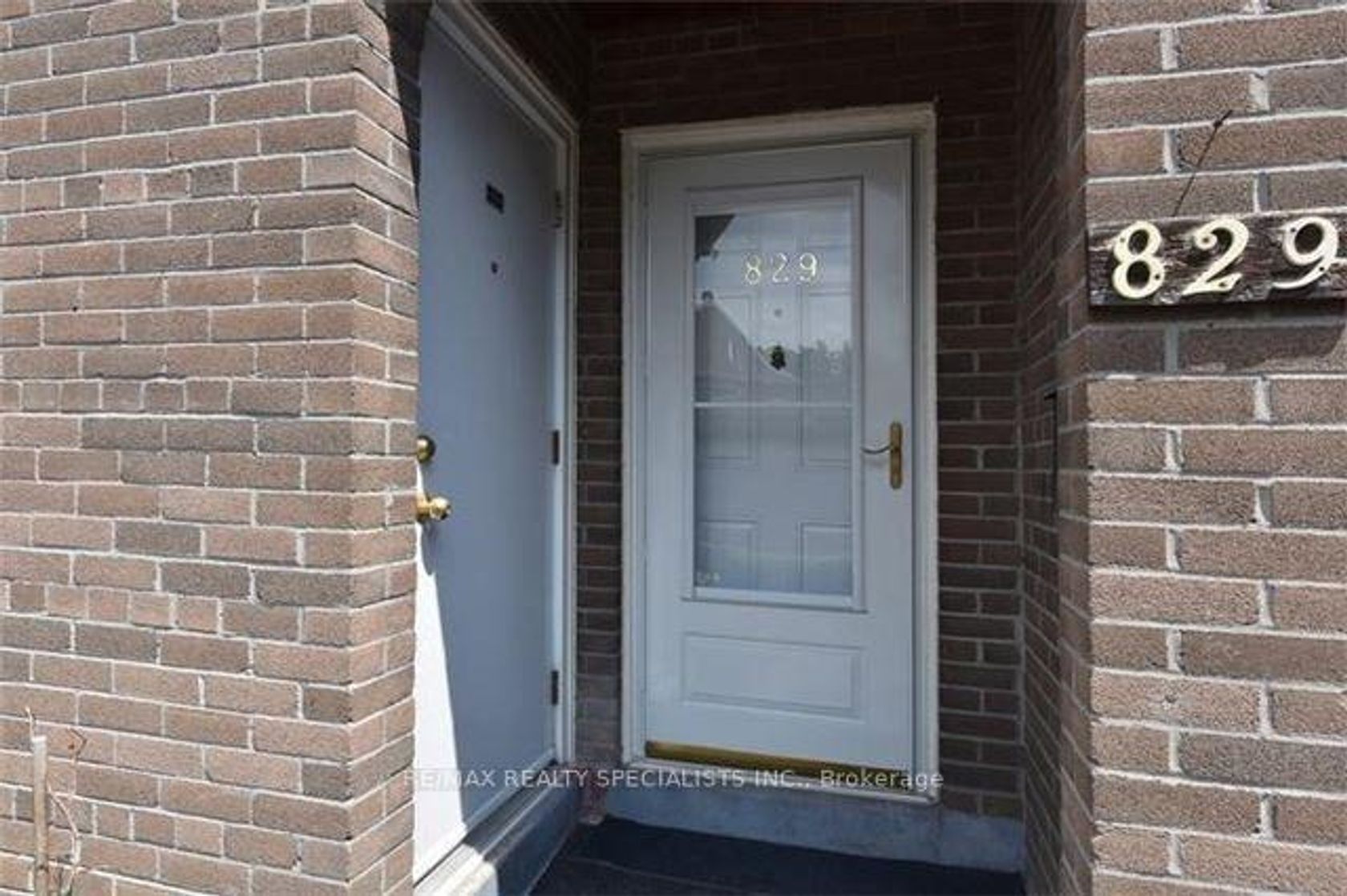 829 - 28 Tandridge Crescent, Old Rexdale, Toronto 