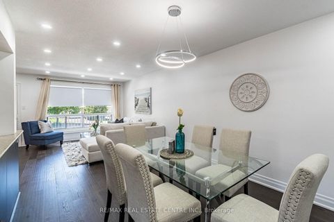 Photo 8 at 1048 Robarts Road, CP College Park, Oakville