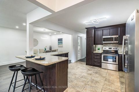 Photo 10 at 1048 Robarts Road, CP College Park, Oakville