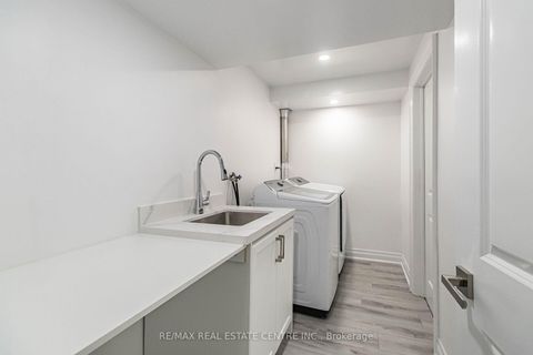 Photo 30 at 1048 Robarts Road, CP College Park, Oakville