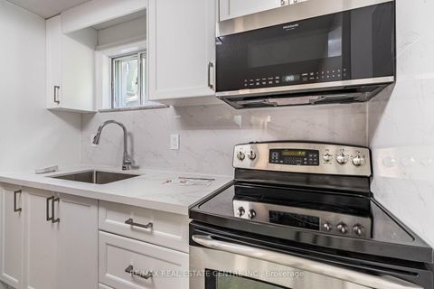 Photo 36 at 1048 Robarts Road, CP College Park, Oakville