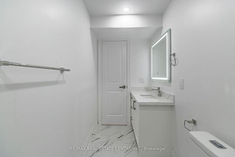 Photo 47 at 1048 Robarts Road, CP College Park, Oakville