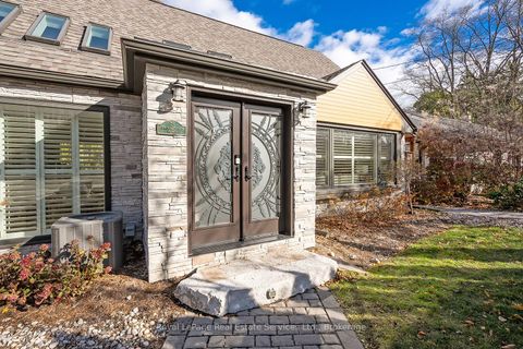 Photo 3 at 75 Brookfield Road, CO Central, Oakville