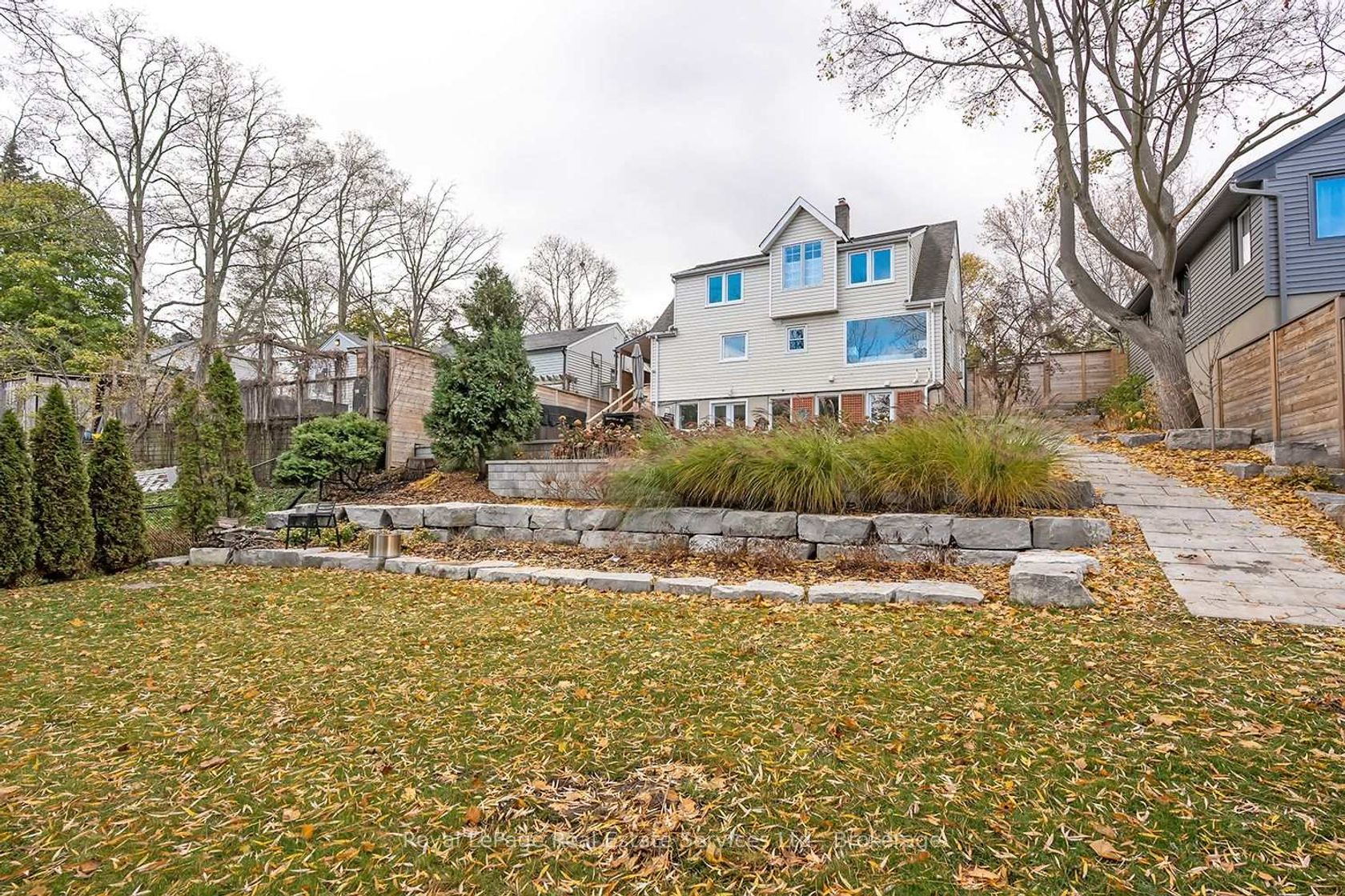 75 Brookfield Road, CO Central, Oakville 