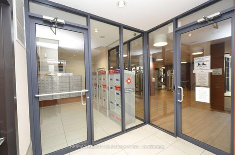 Photo 16 at 2206 - 9 VALHALLA INN Road, City Centre West, Toronto