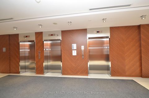 Photo 18 at 2206 - 9 VALHALLA INN Road, City Centre West, Toronto