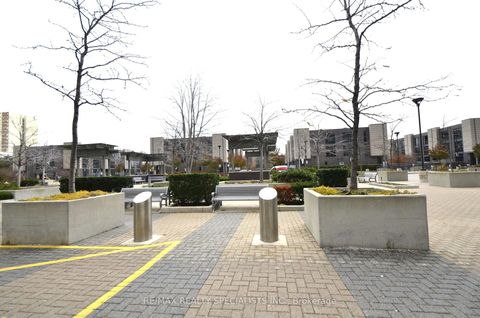 Photo 24 at 2206 - 9 VALHALLA INN Road, City Centre West, Toronto