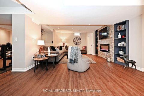 Photo 30 at 142 Regatta Avenue, Oak Ridges, Richmond Hill