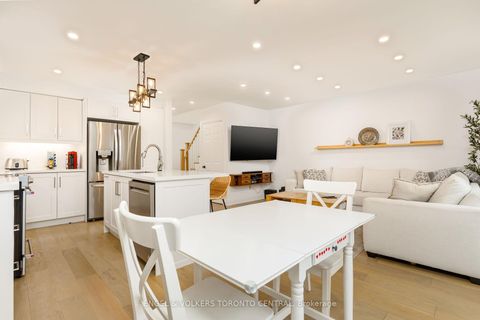 Photo 8 at 41 Gianmarco Way, Vellore Village, Vaughan