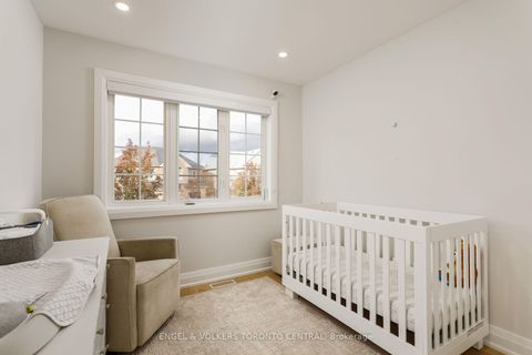 Photo 18 at 41 Gianmarco Way, Vellore Village, Vaughan