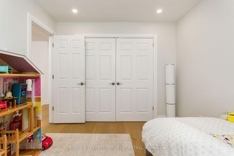 Photo 21 at 41 Gianmarco Way, Vellore Village, Vaughan