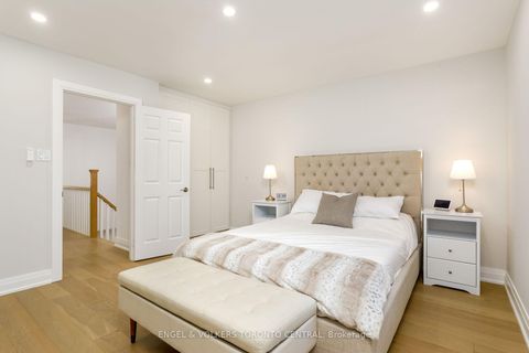 Photo 24 at 41 Gianmarco Way, Vellore Village, Vaughan