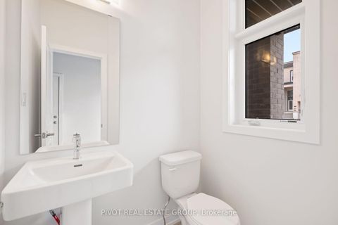 Photo 38 at 85 Danielle Moore Circle, Bendale, Toronto