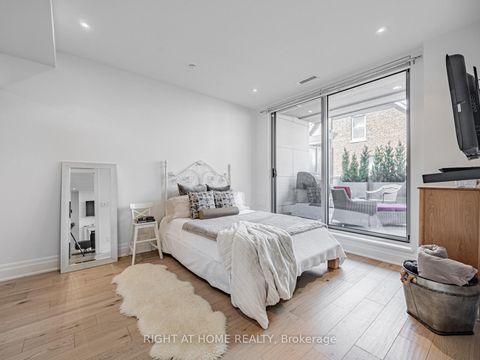 Photo 15 at 207 - 1 Rainsford Road, The Beaches, Toronto