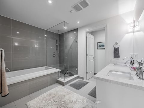 Photo 18 at 207 - 1 Rainsford Road, The Beaches, Toronto