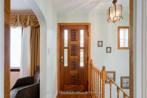 Photo 4 at 52 Richardson Avenue, Greenbrook, Toronto