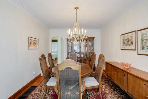 Photo 11 at 52 Richardson Avenue, Greenbrook, Toronto