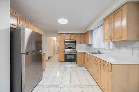 Photo 13 at 592 GLEN PARK Avenue, Glen Park, Toronto