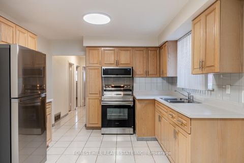 Photo 14 at 592 GLEN PARK Avenue, Glen Park, Toronto