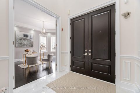 Photo 3 at 76 Balderson Drive, Kleinburg, Vaughan