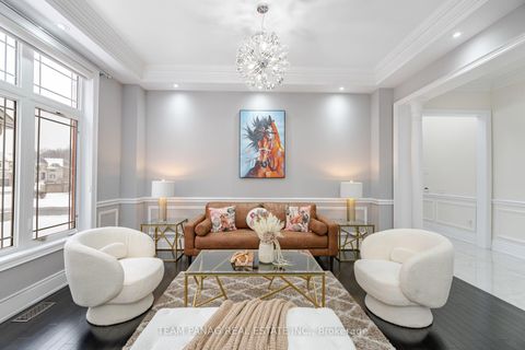 Photo 6 at 76 Balderson Drive, Kleinburg, Vaughan