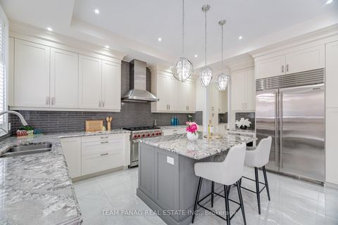 Photo 10 at 76 Balderson Drive, Kleinburg, Vaughan