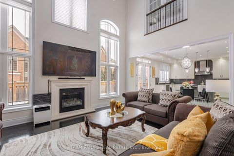 Photo 17 at 76 Balderson Drive, Kleinburg, Vaughan