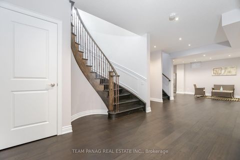Photo 36 at 76 Balderson Drive, Kleinburg, Vaughan